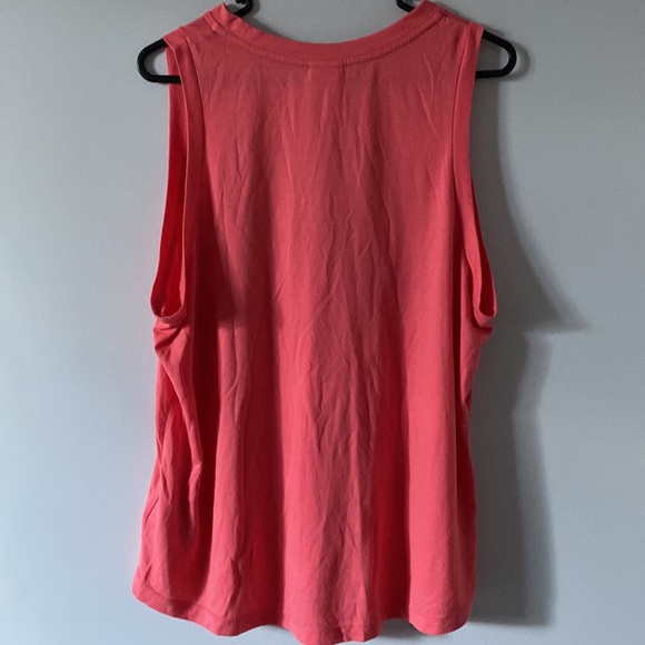 Pink nike singlet - Picture 2 of 2